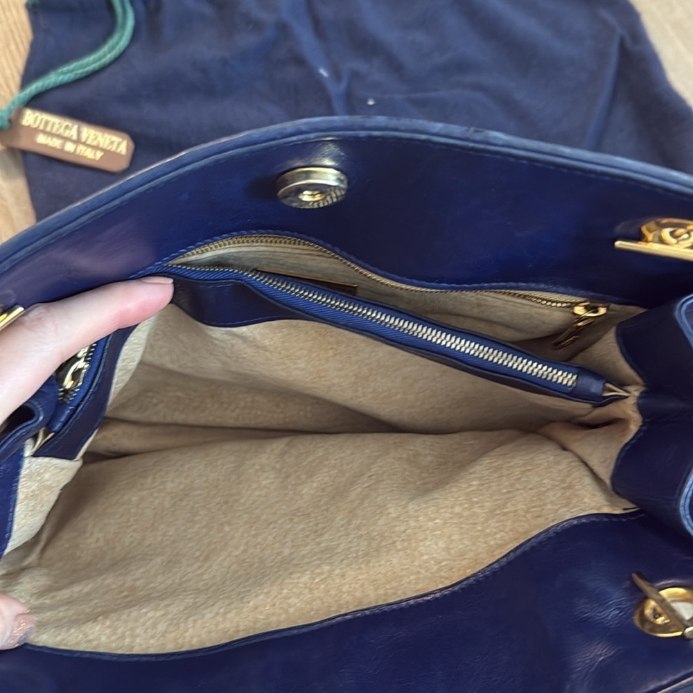 Vintage Bottega Veneta Intrecciato lamb leather Shoulder Bag - Picture 6 of 17